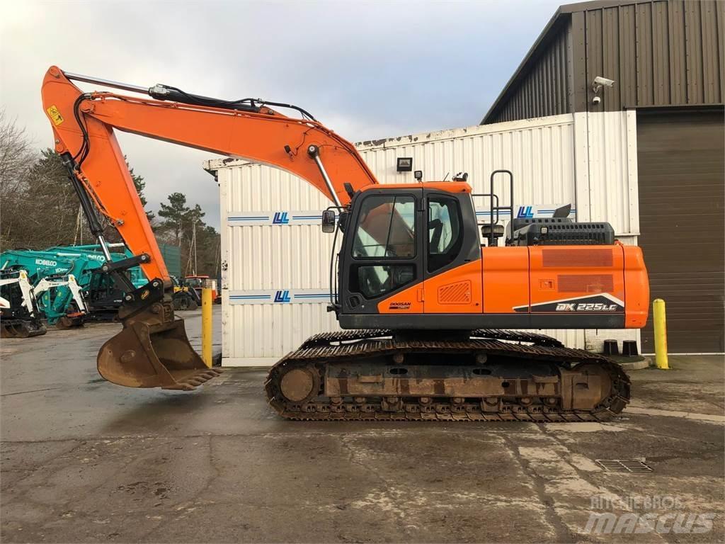 Develon Dx225lc-7 Excavadoras de cadenas