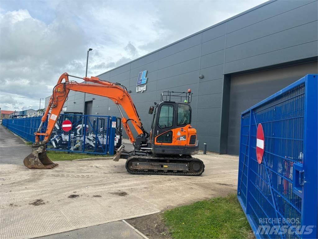 Develon DX85R-3 Excavadoras de cadenas
