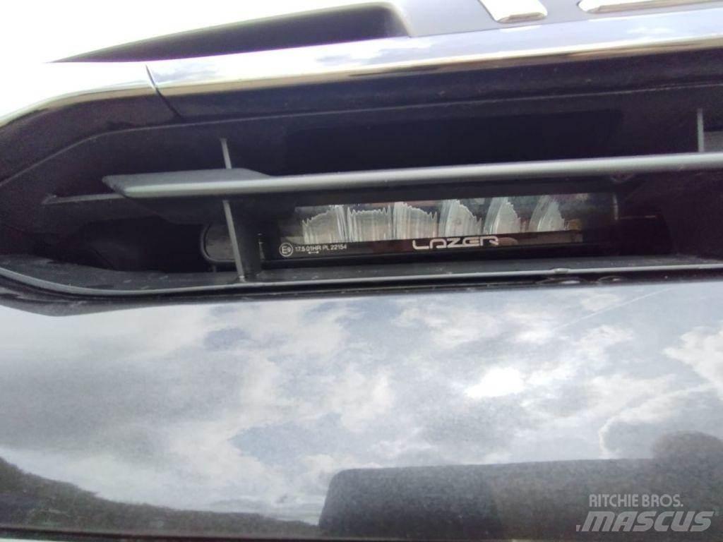Isuzu V-Cross Furgonetas caja abierta