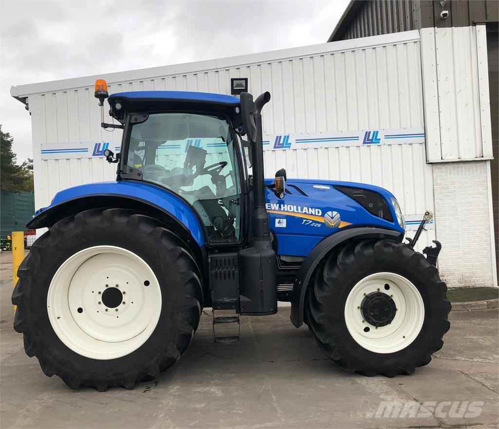 New Holland T7.225 Tractores