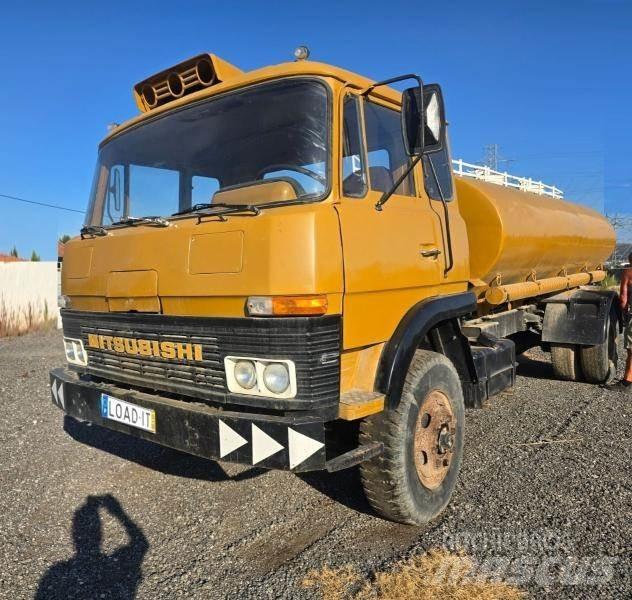 Mitsubishi Fuso Camiones cisterna