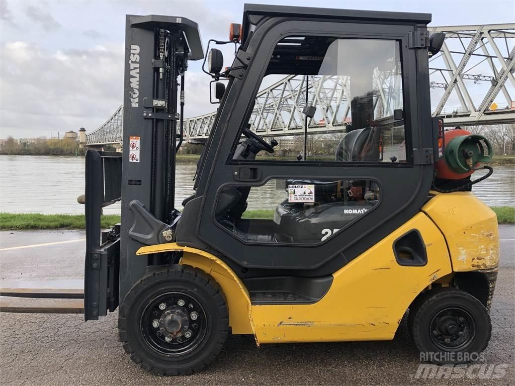 Komatsu FG25 Otras carretillas elevadoras