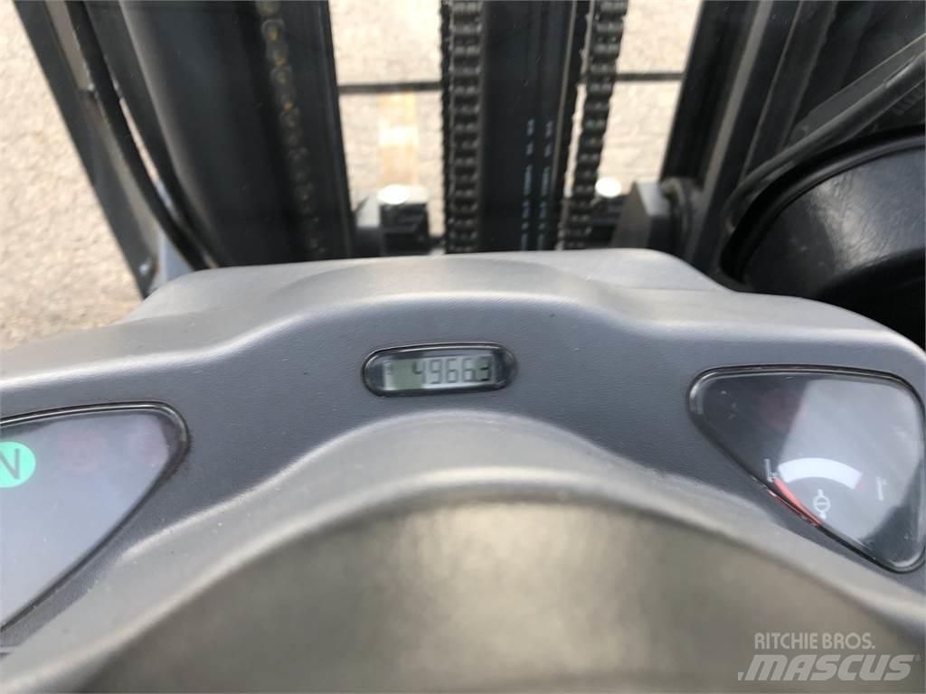 Komatsu FG25 Otras carretillas elevadoras