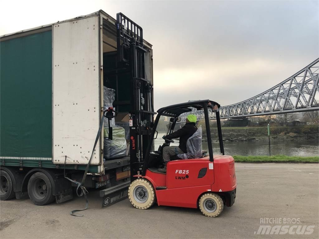  LWM FB25 Otras carretillas elevadoras