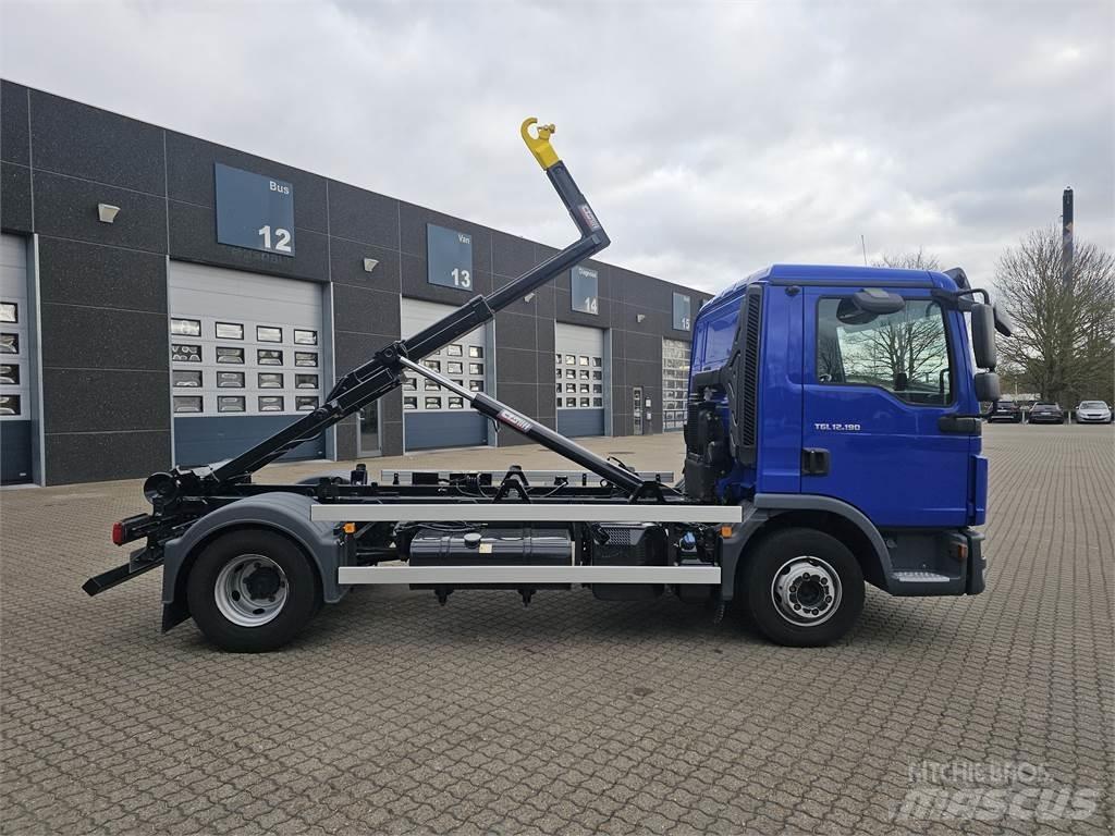 MAN TGL 12.190 BL Camiones polibrazo