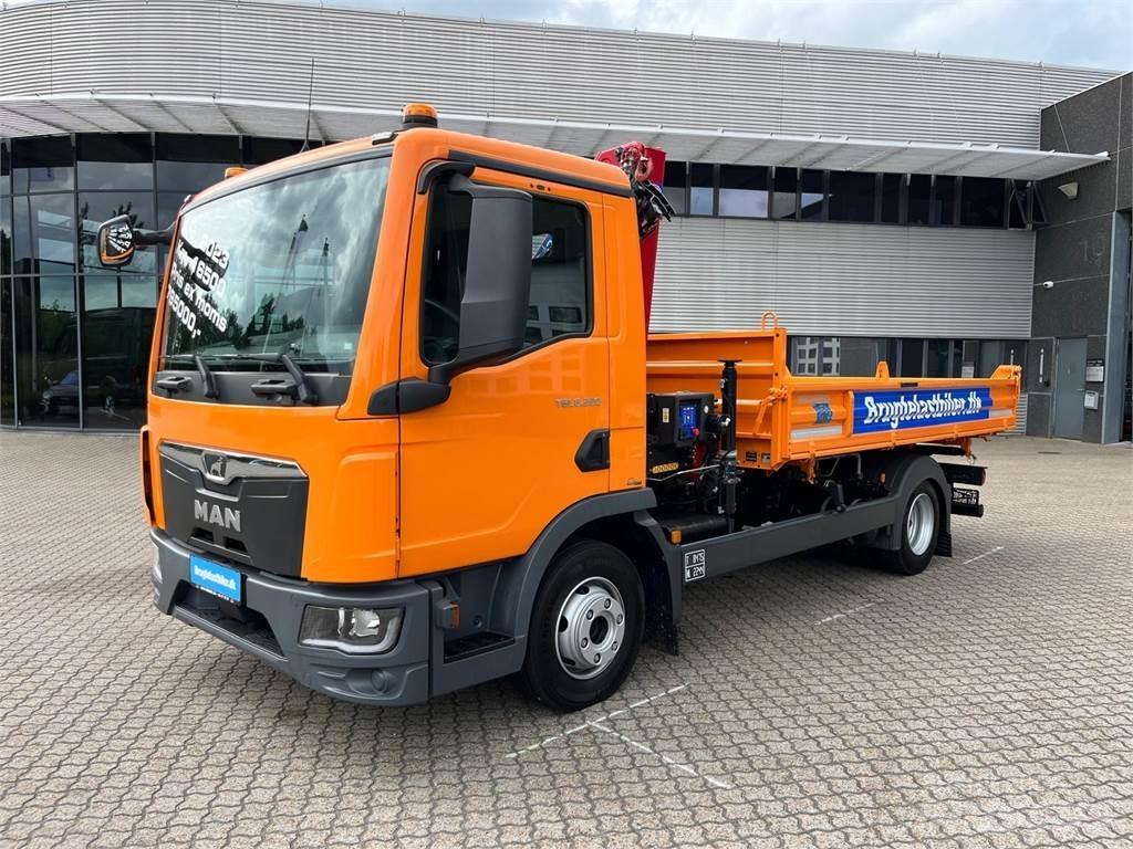 MAN TGL 8.220 Camiones grúa