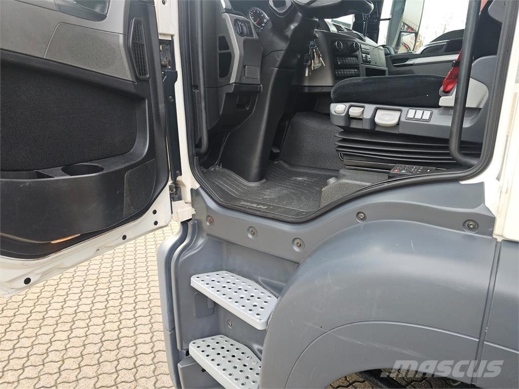 MAN TGS 26.500 6X2-4 Camiones portacontenedores