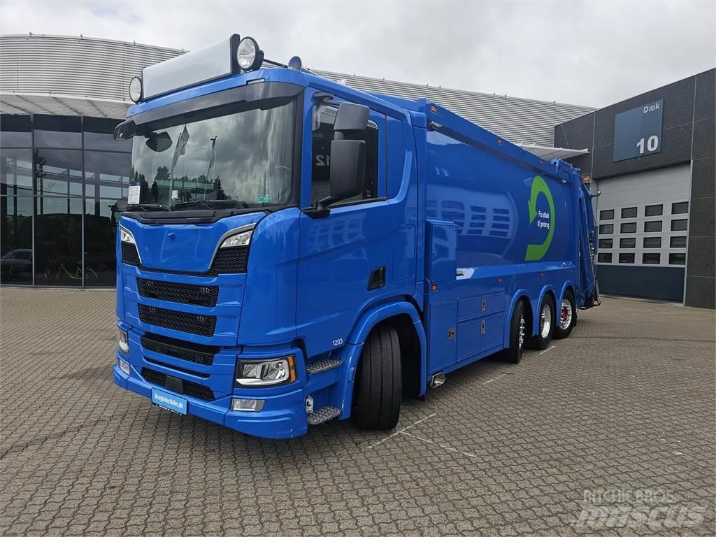 Scania R520 8x2 Otros camiones