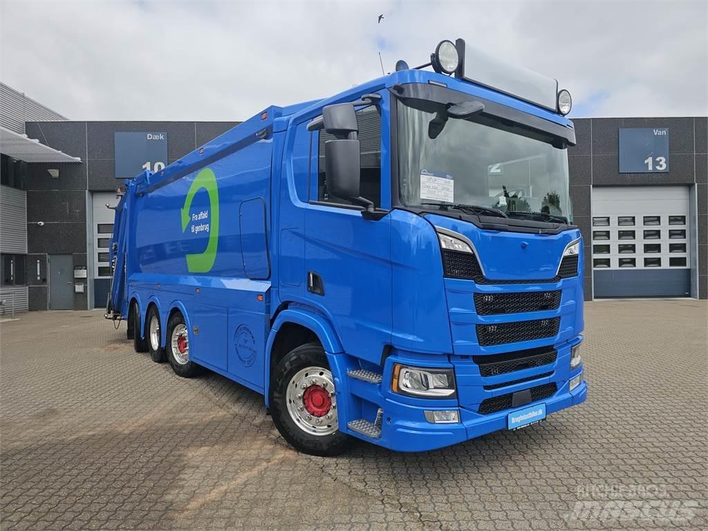 Scania R520 8x2 Otros camiones