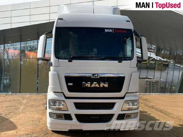 MAN 26.440 Tractor Units