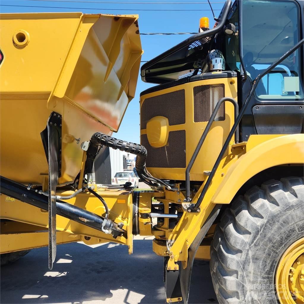CAT 730 Dúmpers articulados