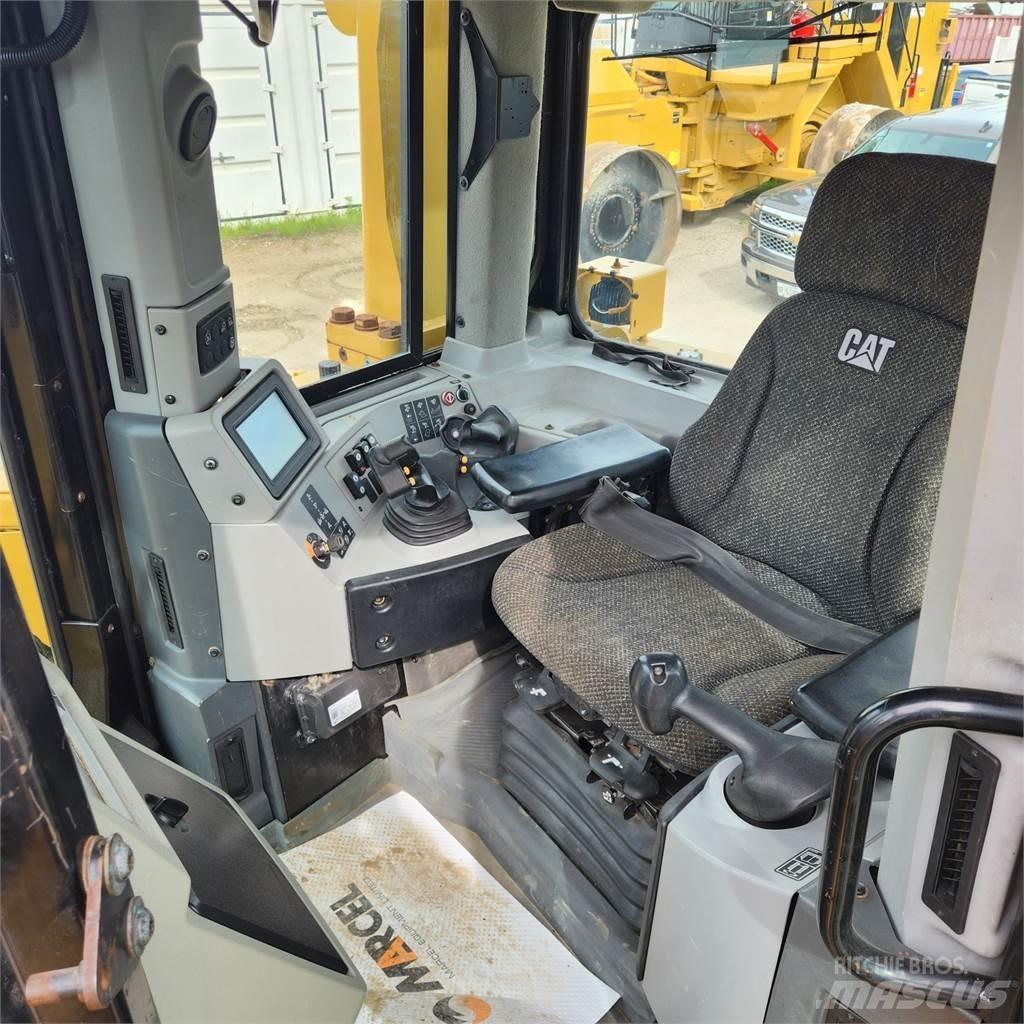 CAT D8T LGP Buldozer sobre oruga
