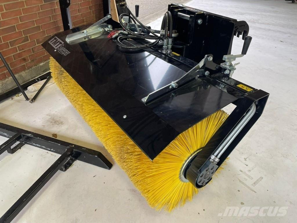 TMT SWEEPER 150 Barredoras