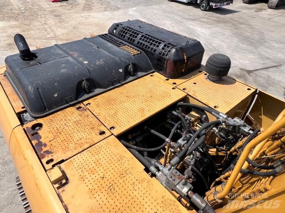 CAT 330D UHD Excavadoras de cadenas