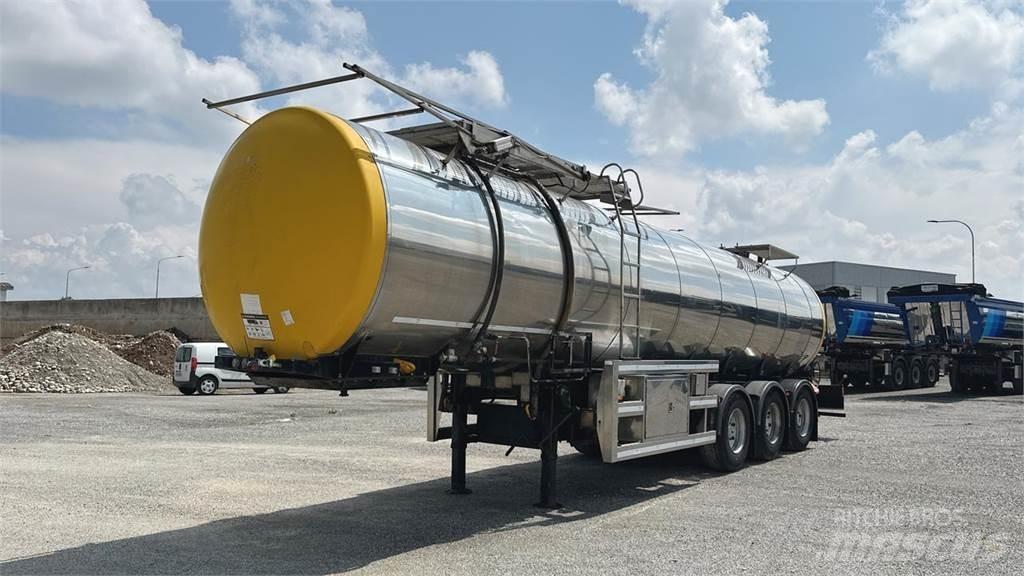  Clayton BITUMEN TANK Otros semirremolques