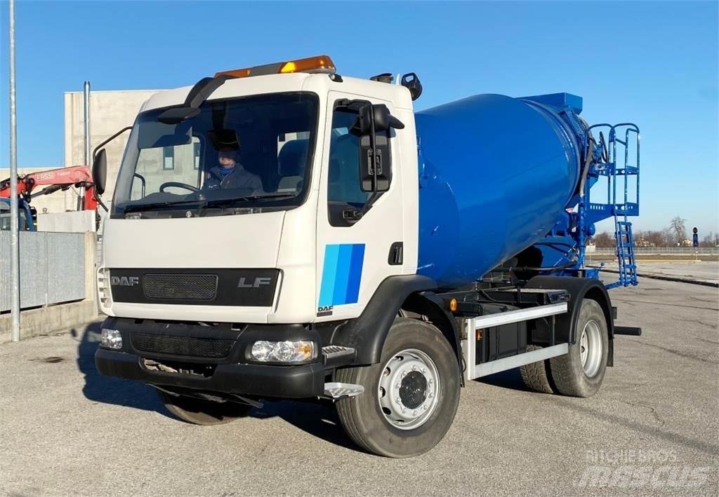 DAF LF 55.250 Camiones hormigonera