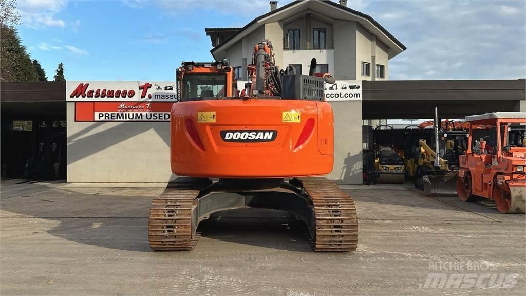 Doosan DX235LCR-5 Excavadoras de cadenas