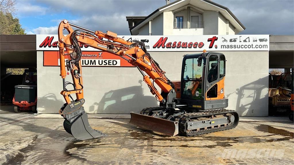 Doosan DX85R-3 Excavadoras 7t - 12t