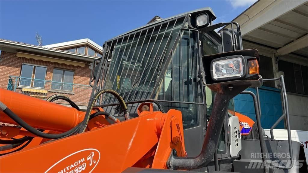 Hitachi ZW220-5B Cargadoras sobre ruedas
