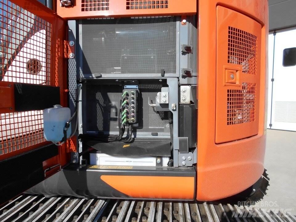 Hitachi ZX225-US6 Excavadoras de cadenas