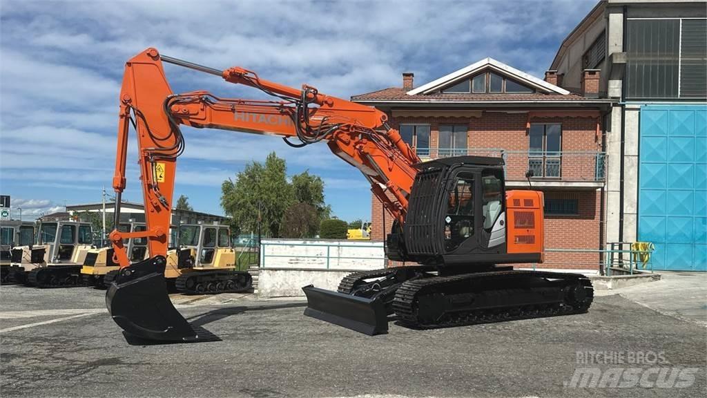 Hitachi ZX225USLC-5B Excavadoras de cadenas