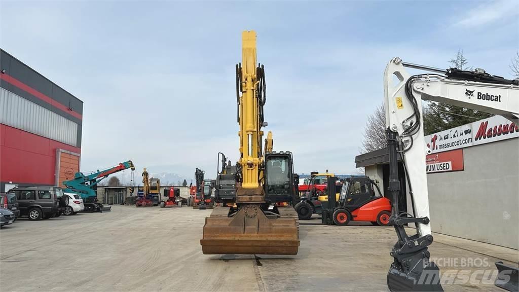 Hitachi ZX300LCN-6 2P Excavadoras de cadenas