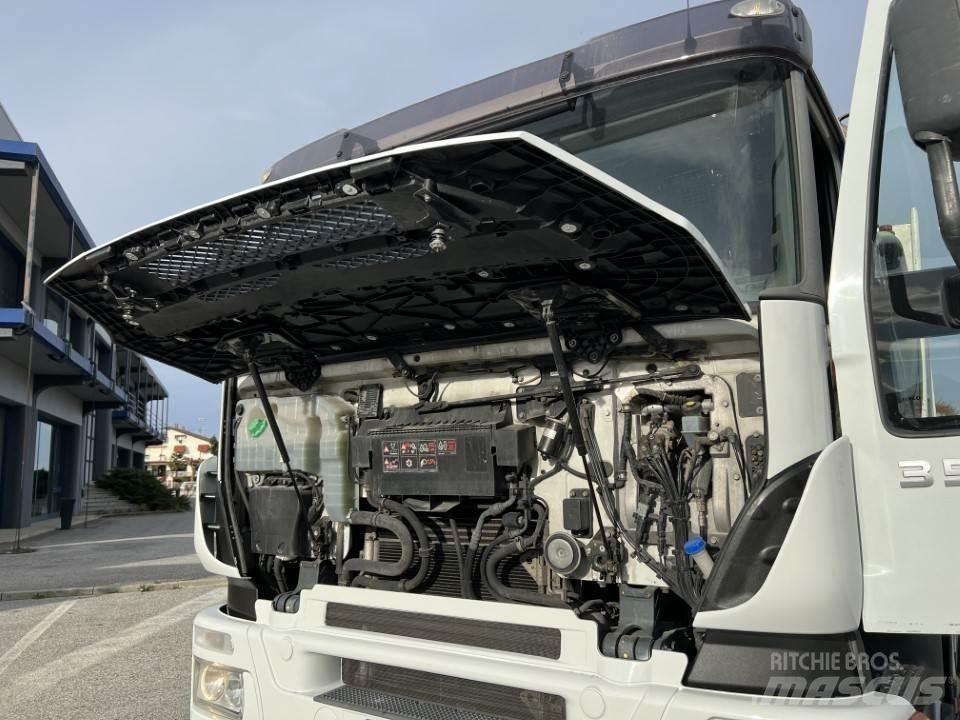 Iveco 350 6X2 Otros camiones