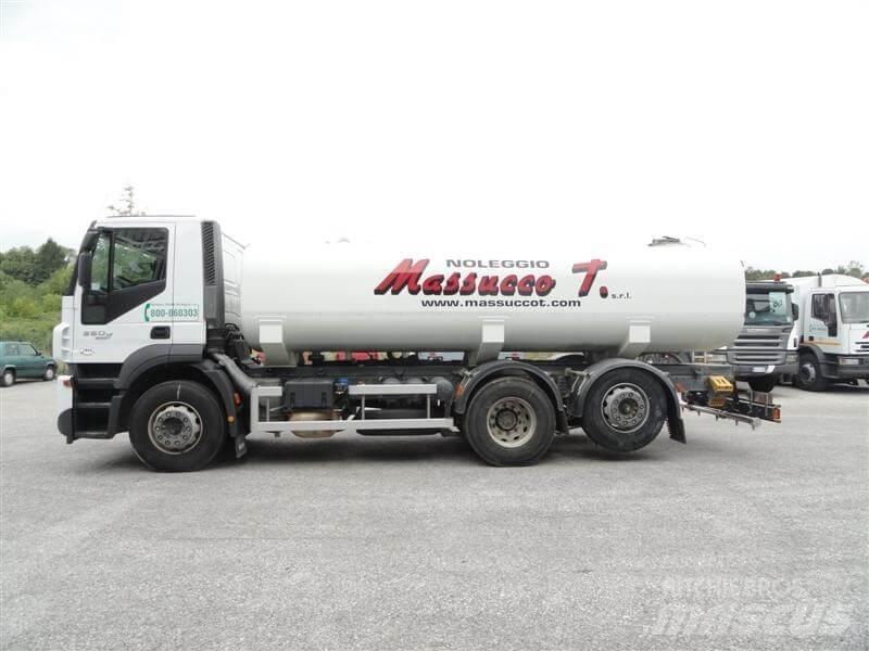 Iveco Stralis 360 Camiones cisterna