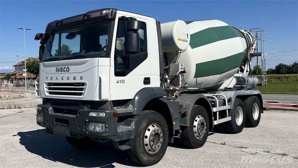 Iveco Trakker 410 8X4 Camiones hormigonera