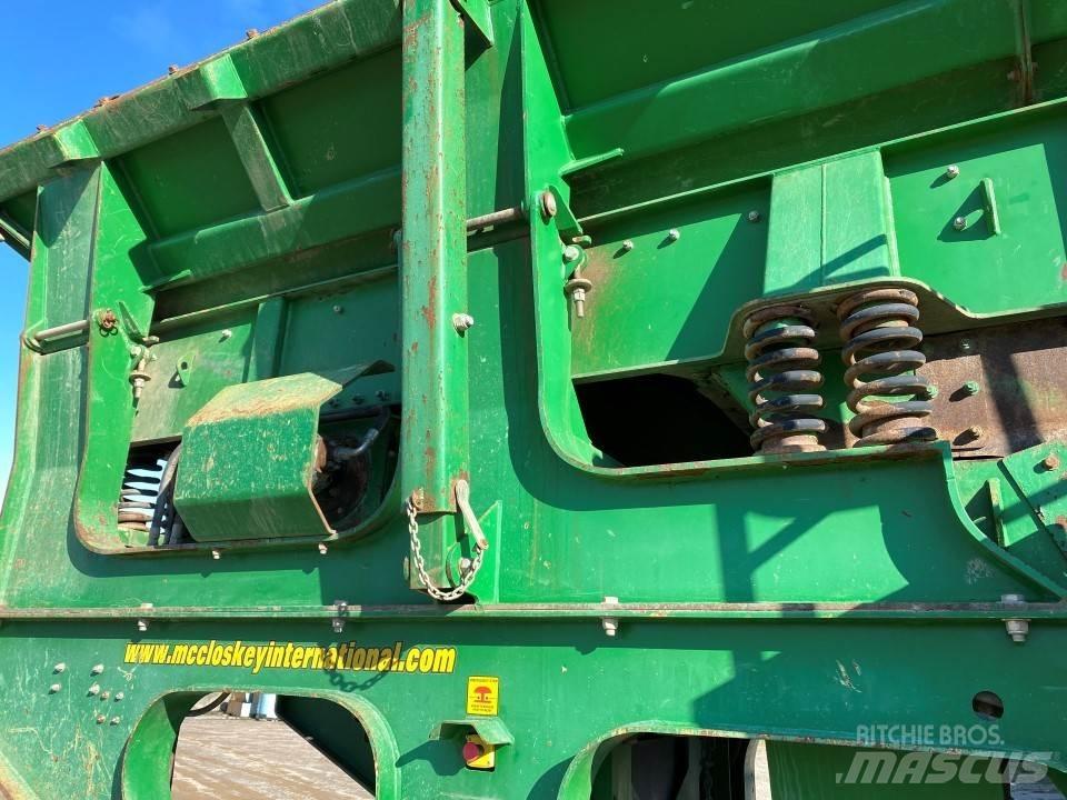 McCloskey J40 V2 Molinos