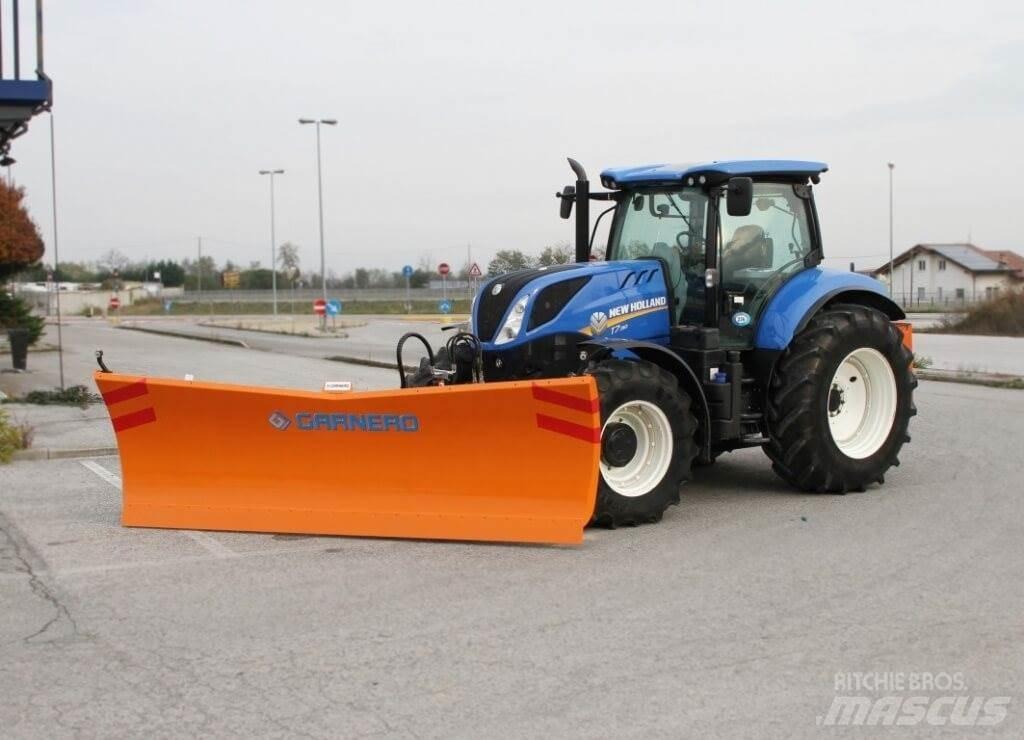 New Holland T7.190 Láminas y cuñas quitanieves