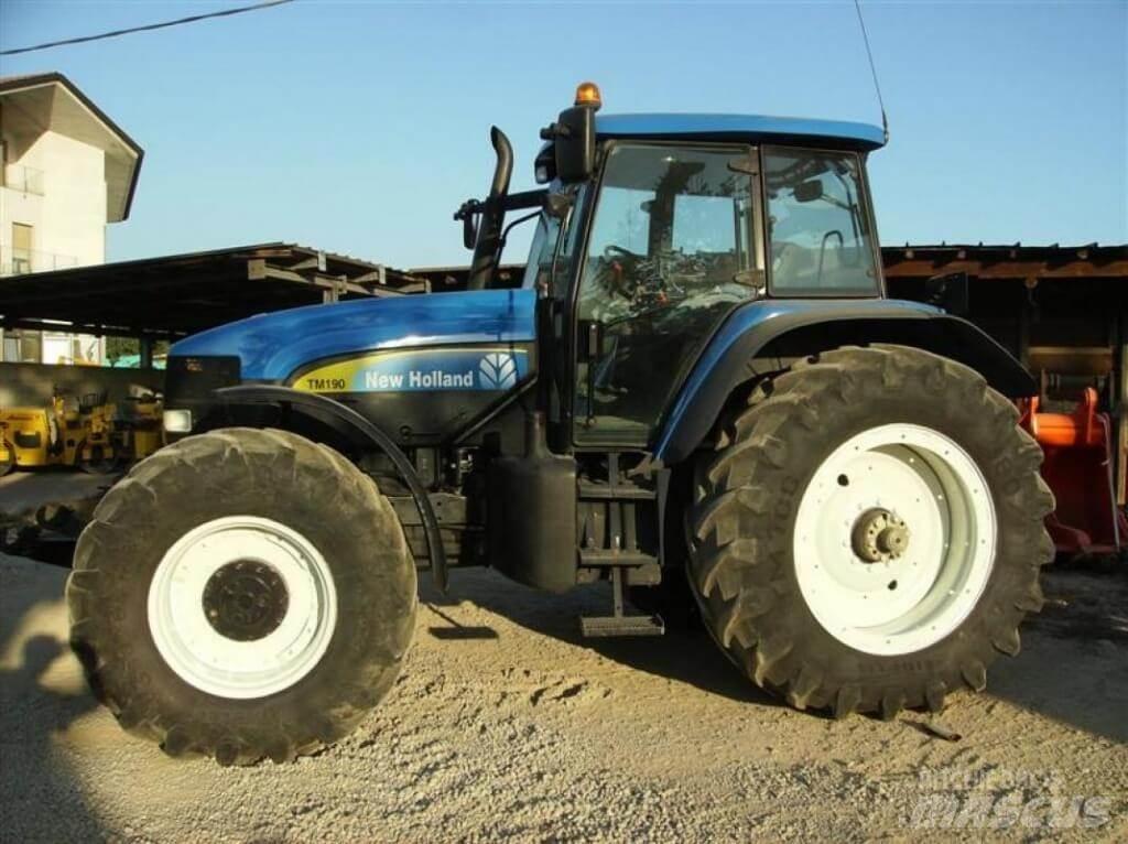 New Holland TM190 Láminas y cuñas quitanieves