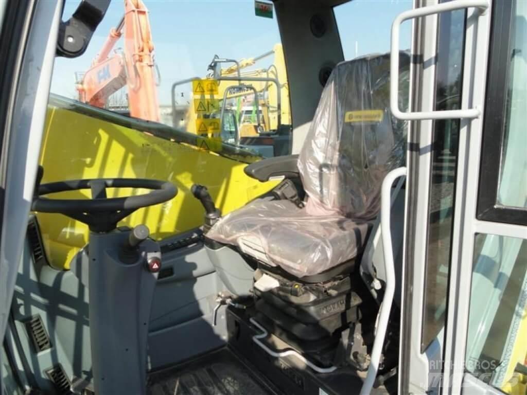 New Holland WE210 Excavadoras de ruedas