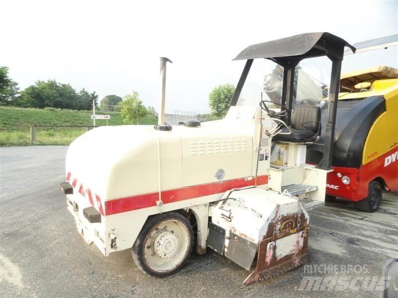 Roadtec RX-10 123 Asfaltadoras