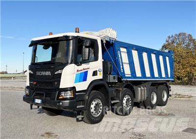 Scania P500 XT 8X4 Otros camiones