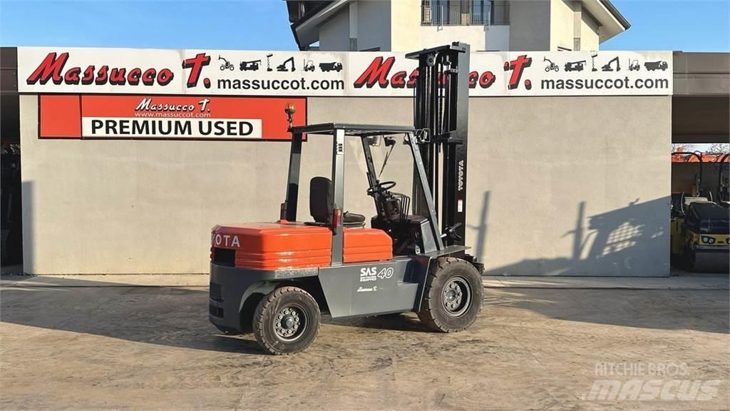 Toyota 02-5FD40 Carretillas diesel