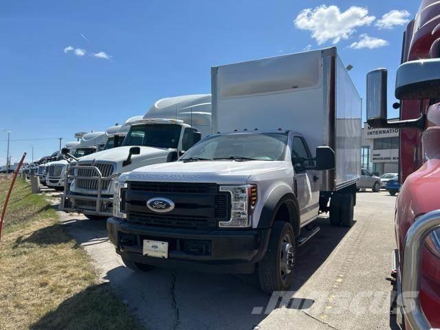 Ford F450 XL 4x2 Camiones caja cerrada