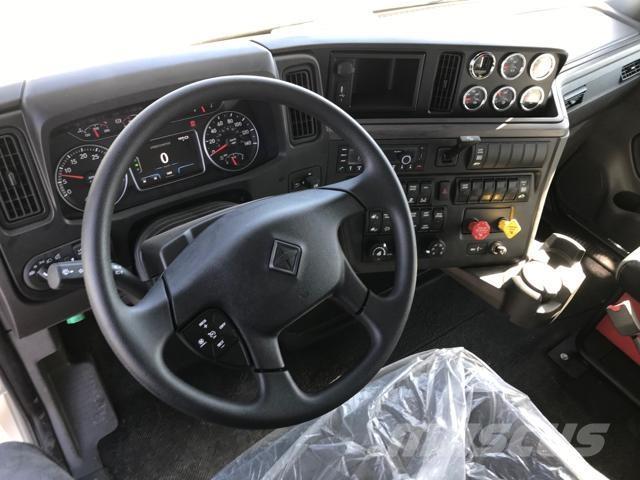 International HV Camiones bañeras basculantes o volquetes