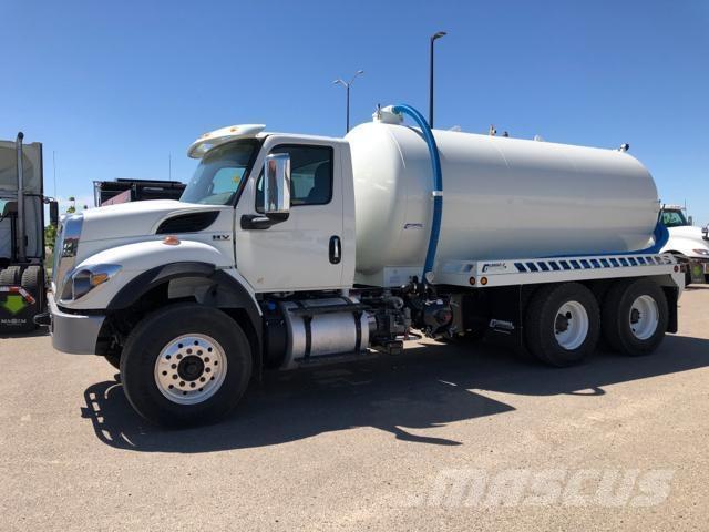 International HV Camiones de basura