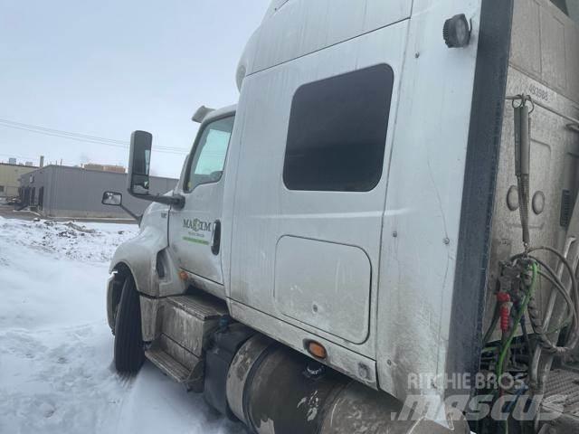 International LT Cabezas tractoras