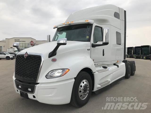 International LT Cabezas tractoras