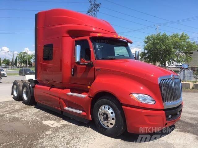 International LT Cabezas tractoras