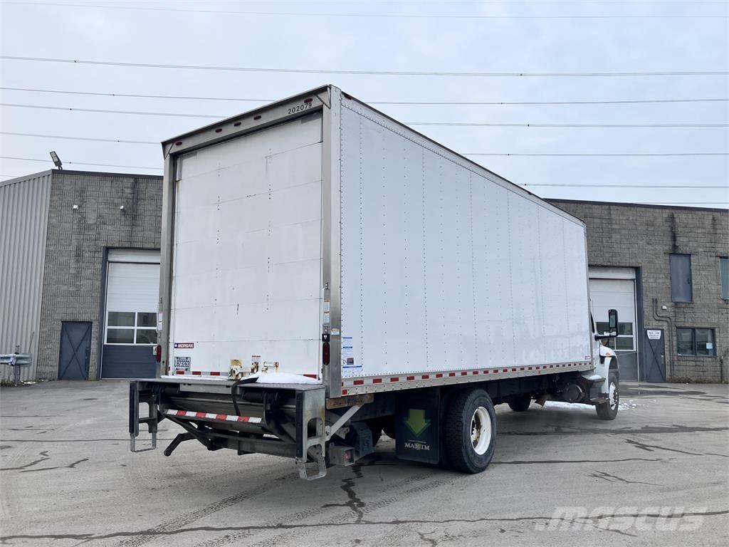 International MV Camiones caja cerrada