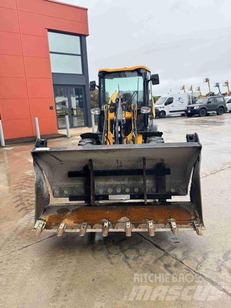 JCB 406 Cargadoras sobre ruedas