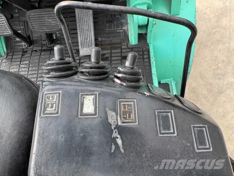Mitsubishi FG30 Otras carretillas elevadoras
