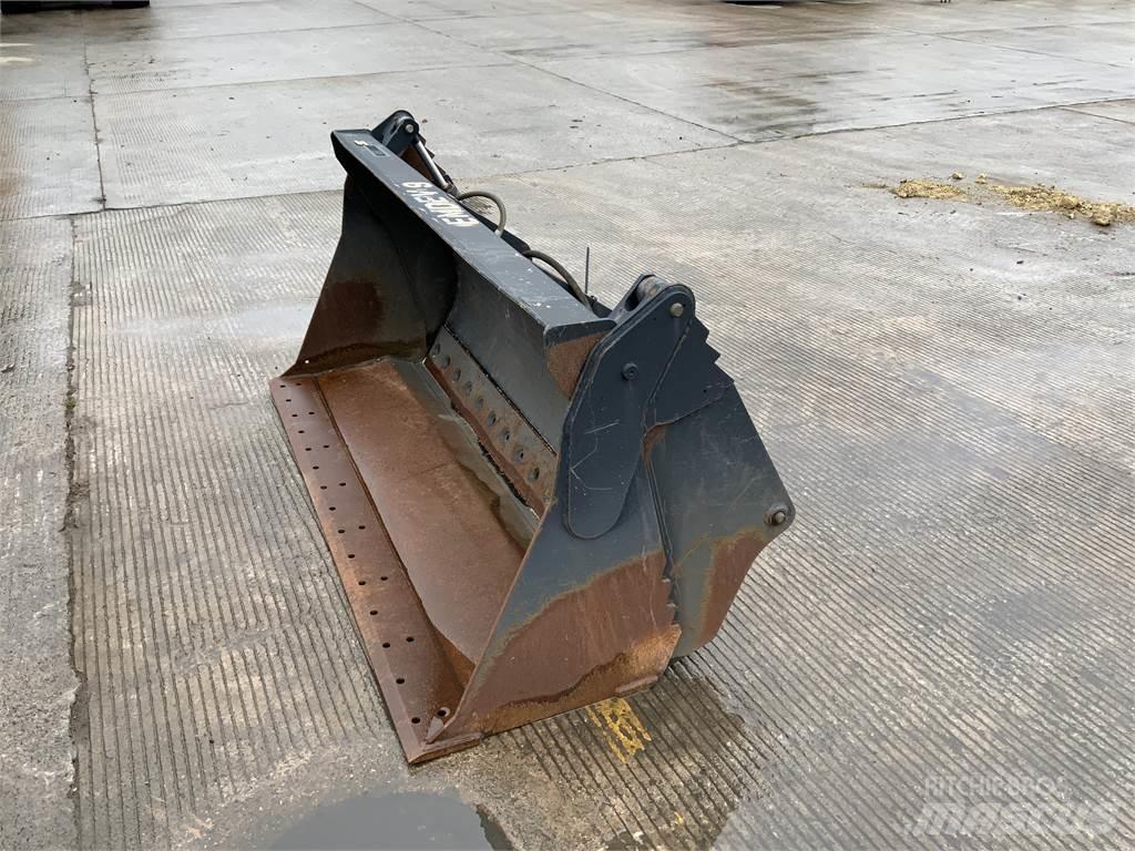 JCB 6FT 4 in 1 Bucket Agricultura - Otros