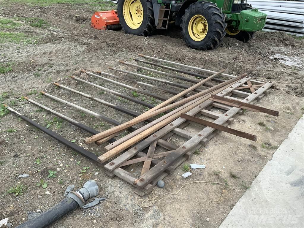  Old School Hay Rake Agricultura - Otros