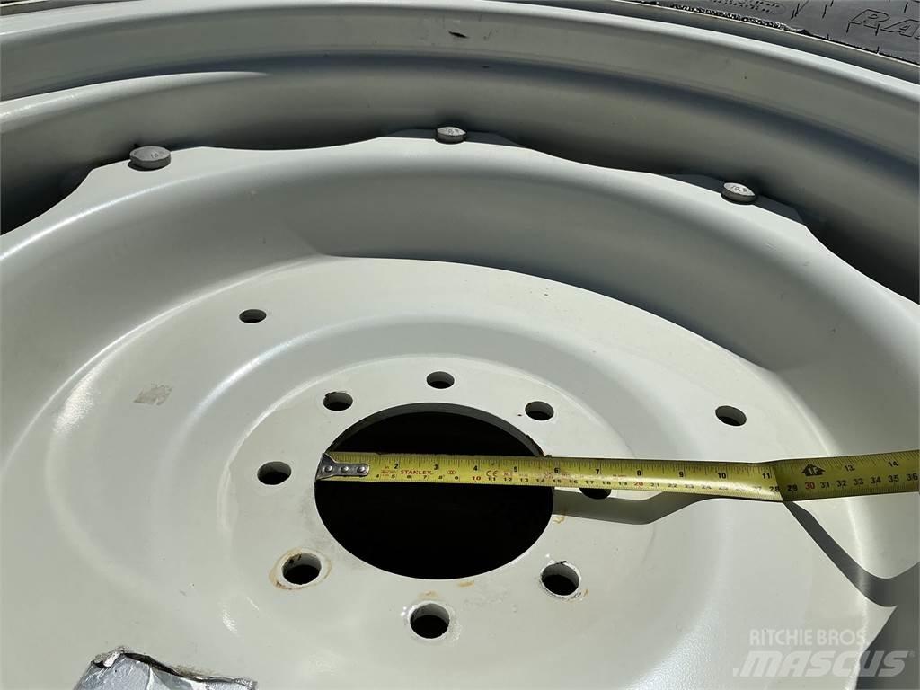  Unused Wheels And Tyres Agricultura - Otros