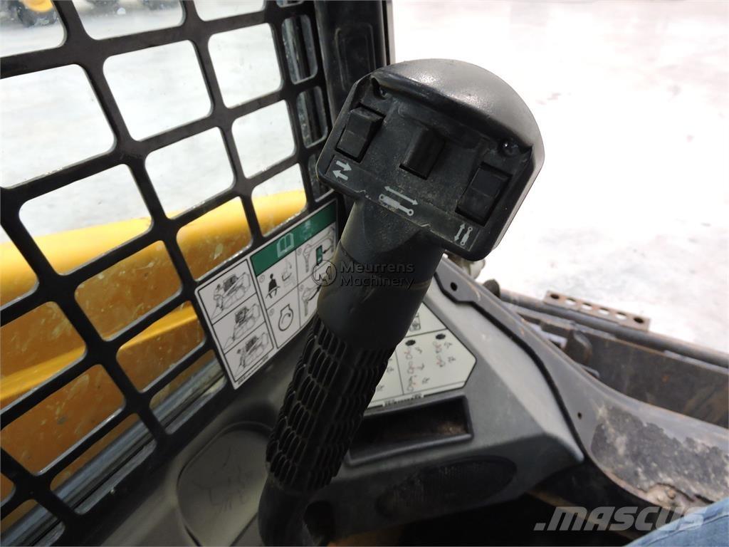 Bobcat S450 Cargadoras sobre ruedas