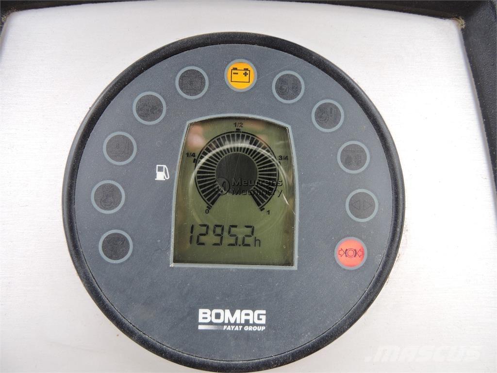 Bomag BW211D-4 GERMAN Otros rodillos
